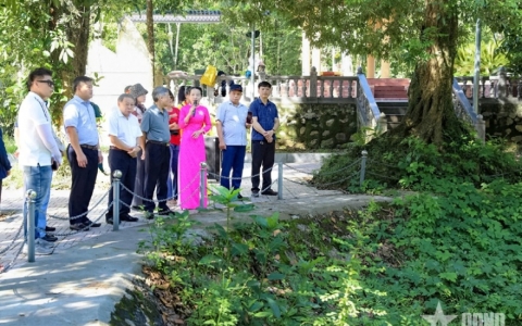 Về nơi Chứng tích tội ác chiến tranh