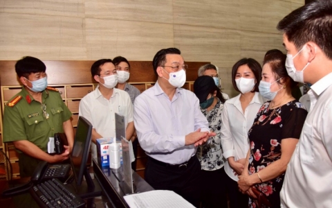 Xử l&yacute; nghi&ecirc;m những trường hợp vi phạm ph&ograve;ng, chống dịch
