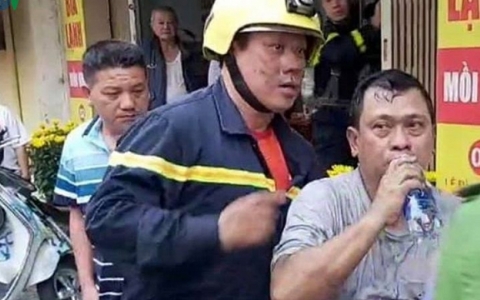 Ch&aacute;y nh&agrave; chiều m&ugrave;ng 1 Tết, 2 người tho&aacute;t chết
