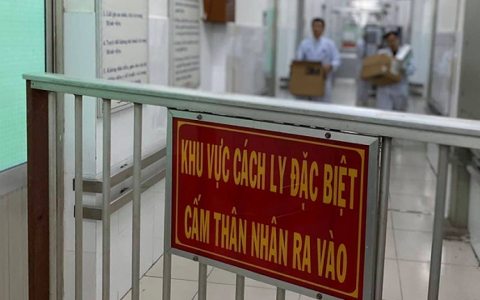 Cách ly 39 người nghi nhiễm viêm phổi Vũ Hán