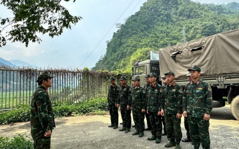 Lữ đoàn 139 (Binh chủng Thông tin liên lạc): Vượt nắng, thắng mưa, đưa tuyến cáp quang về đích