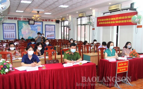 Triển khai nhiệm vụ ph&ograve;ng, chống HIV/AIDS, ma t&uacute;y, mại d&acirc;m trong trường học năm 2021