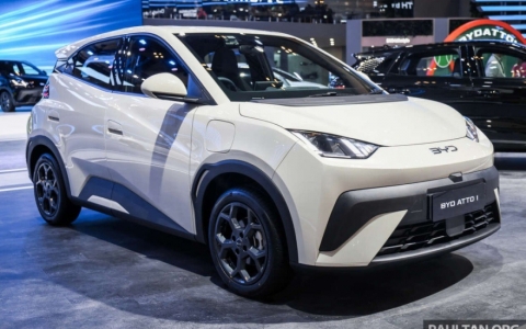 BYD Atto 1 ra mắt Indonesia: SUV điện cỡ A đi gần 400km, dễ về Việt Nam