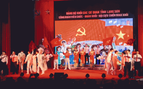 Chương trình văn nghệ chào mừng thành công Đại hội Đảng bộ Khối các cơ quan tỉnh