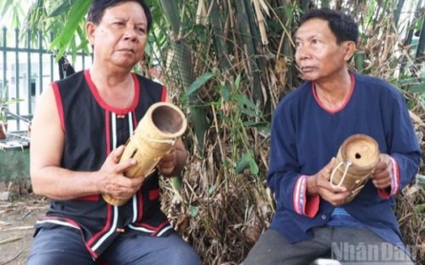 Đừng để hồn đ&agrave;n Chapi mai một