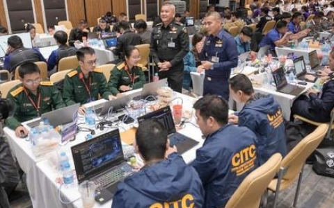 Khi tri thức trở th&agrave;nh sức mạnh chiến đấu