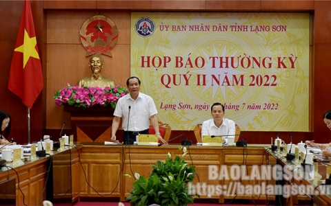 UBND tỉnh họp báo thường kỳ quý II/2022: Cung cấp, thông tin nhiều vấn đề cho các cơ quan báo chí