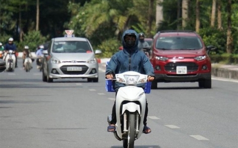 Ngày 29/8, Bắc Bộ, Trung Bộ nắng nóng, Nam Bộ chiều tối mưa dông