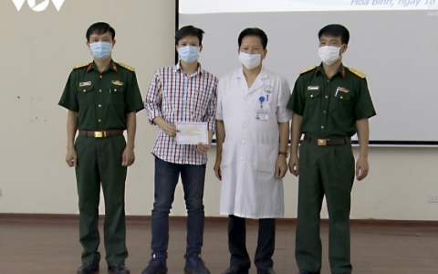 Th&ecirc;m một bệnh nh&acirc;n Covid-19 khỏi bệnh v&agrave; ra viện