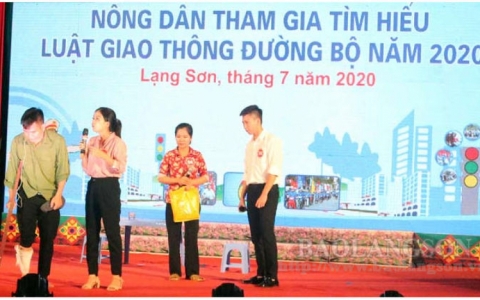 Đ&igrave;nh Lập: Đẩy mạnh tuy&ecirc;n truyền đảm bảo an to&agrave;n giao th&ocirc;ng trong hội vi&ecirc;n, n&ocirc;ng d&acirc;n