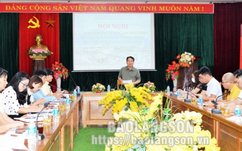 Gặp mặt doanh nghiệp kinh doanh dịch vụ, du lịch trên địa bàn tỉnh