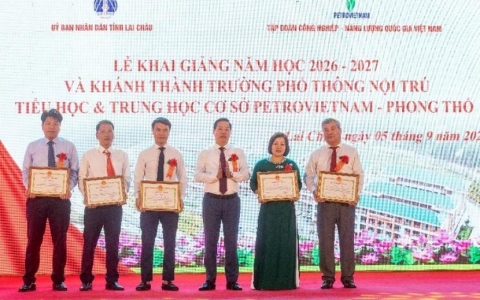 Kh&aacute;nh th&agrave;nh trường phổ th&ocirc;ng nội tr&uacute; tiểu học v&agrave; trung học cơ sở Petrovietnam-Phong Thổ
