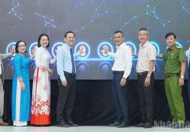 Đ&agrave; Nẵng: Hưởng ứng Ng&agrave;y Chuyển đổi số quốc gia 10/10 tại phường Hương Tr&agrave;