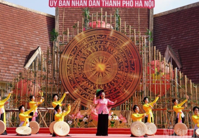 L&agrave;ng Văn h&oacute;a-Du lịch c&aacute;c d&acirc;n tộc Việt Nam trở th&agrave;nh Khu du lịch cấp th&agrave;nh phố
