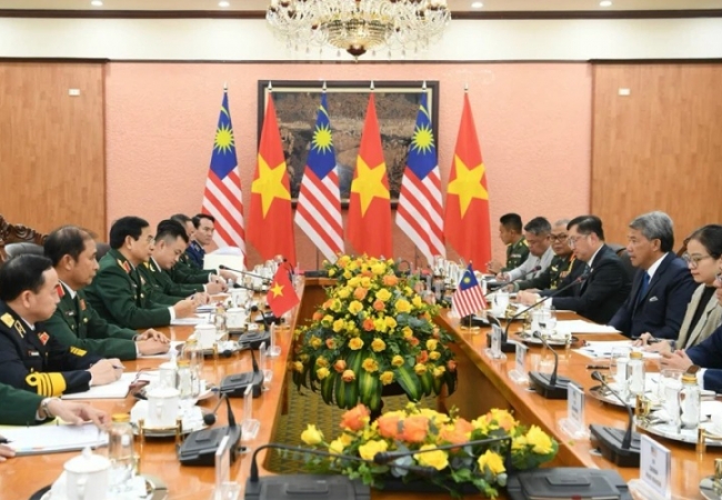 Thúc đẩy hợp tác quốc phòng giữa Việt Nam và Malaysia