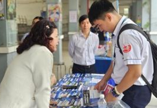 Điểm cộng chứng chỉ ngoại ngữ: Cần biết dung h&ograve;a