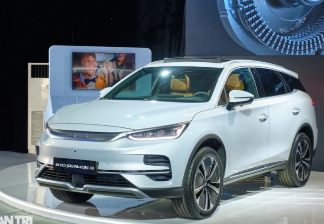BYD Tang đổi tên thành Sealion 8 tại Việt Nam, chốt giá 1,569 tỷ đồng