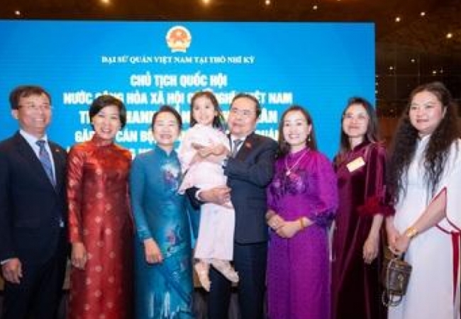 Chủ tịch Quốc hội Trần Thanh Mẫn gặp mặt cộng đồng người Việt ở Thổ Nhĩ Kỳ