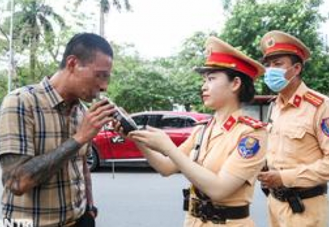 Cục CSGT n&oacute;i r&otilde; về tin đồn "tăng mức xử phạt vi phạm giao th&ocirc;ng"