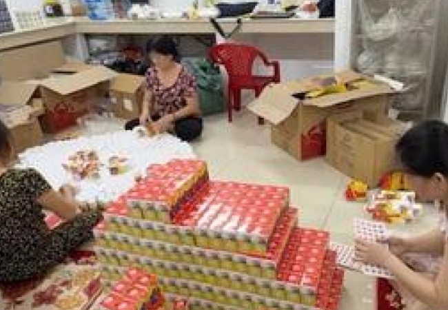 Ph&aacute; đường d&acirc;y sản xuất thuốc đ&ocirc;ng y giả trộn Paracetamol ở TPHCM