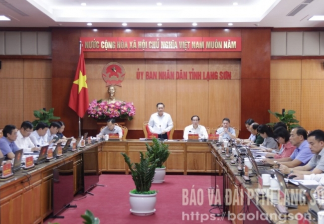 UBND tỉnh họp thường kỳ tháng 4 (phiên thứ nhất): Thảo luận và quyết định 6 nội dung quan trọng
