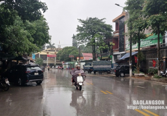 Lạng Sơn: Mưa tiếp tục kéo dài, nguy cơ xảy ra lũ quét, sạt lở đất