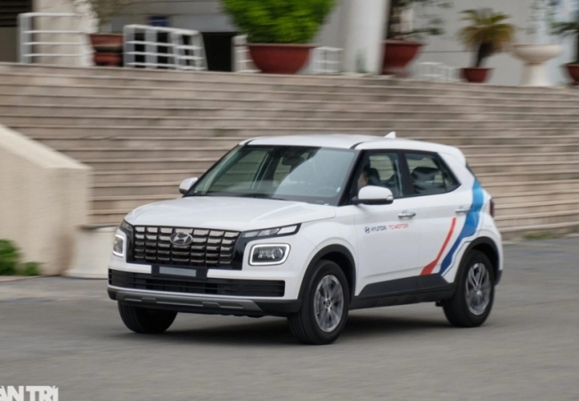 Phân khúc A-SUV tháng 4: Hyundai Venue tăng trưởng vẫn thua Sonet và Raize