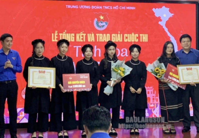 Sản phẩm của Trường THPT chuyên Chu Văn An đạt giải tại cuộc thi Sáng tác video clip "Tinh hoa Việt Nam"