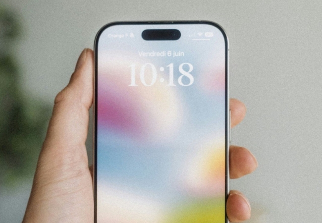 iPhone 2027: Apple tham vọng làm mọi thứ “biến mất”