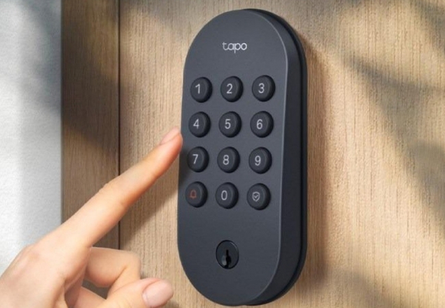 TP-Link ra mắt khóa thông minh giá rẻ, tích hợp Wi-Fi, điều khiển giọng nói