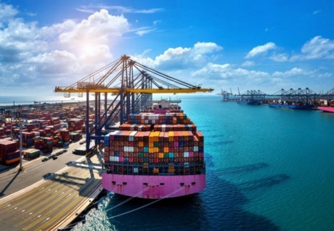 ​Trong 5 tháng, Việt Nam xuất siêu 4,67 tỷ USD