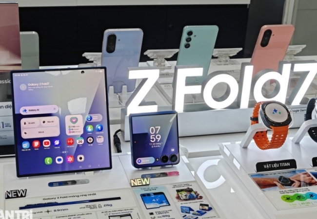 Galaxy Z Fold7 giảm giá tiền triệu ngay khi lên kệ tại Việt Nam