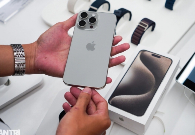 iPhone qua sử dụng giảm giá sâu tại Việt Nam