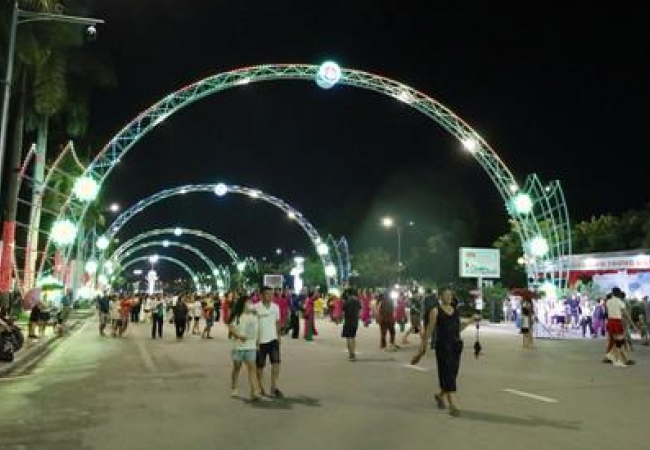 Lạng Sơn khai trương điểm hẹn văn h&oacute;a đ&ecirc;m