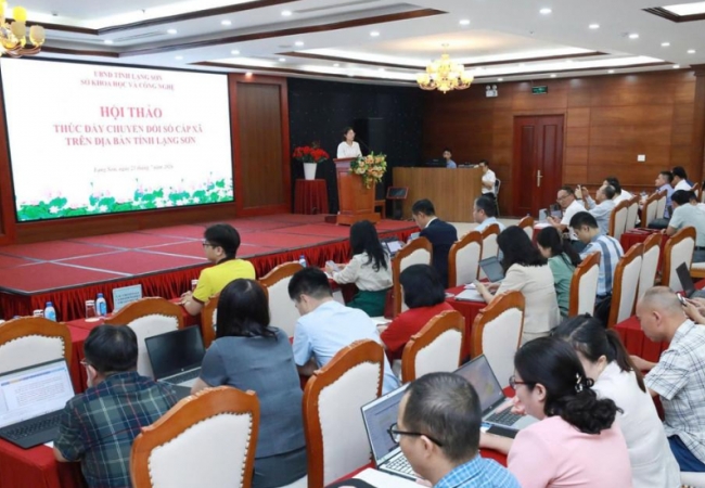 Th&uacute;c đẩy c&ocirc;ng t&aacute;c chuyển đổi số cấp x&atilde;