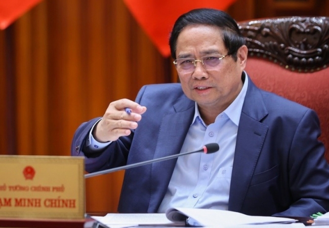 Chính phủ đặt quyết tâm tăng trưởng GDP 8,3-8,5%
