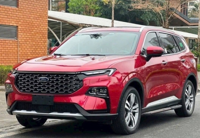 Ford Territory bị cắt khuyến mại, sẽ đón bản nâng cấp trong tháng này