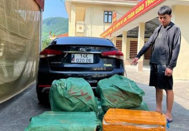 Quảng Ninh bắt vụ vận chuyển gần 300kg nầm lợn đ&ocirc;ng lạnh kh&ocirc;ng r&otilde; nguồn gốc
