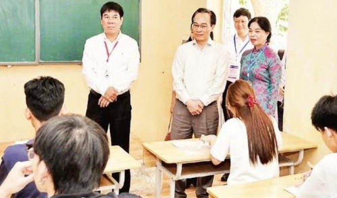 Th&iacute; sinh cả nước tham dự kỳ thi tốt nghiệp trung học phổ th&ocirc;ng