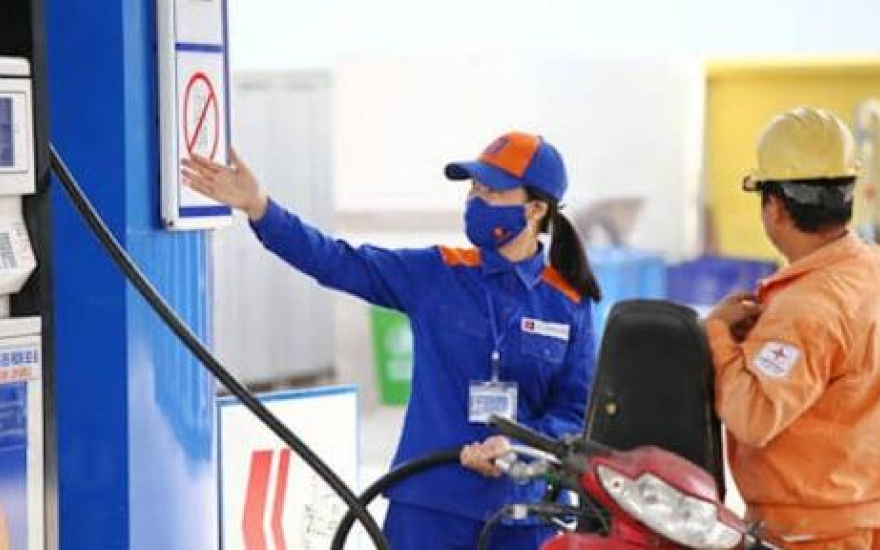 Giá dầu thô biến động ngày 25/8, thị trường xăng dầu trong nước khó dự báo